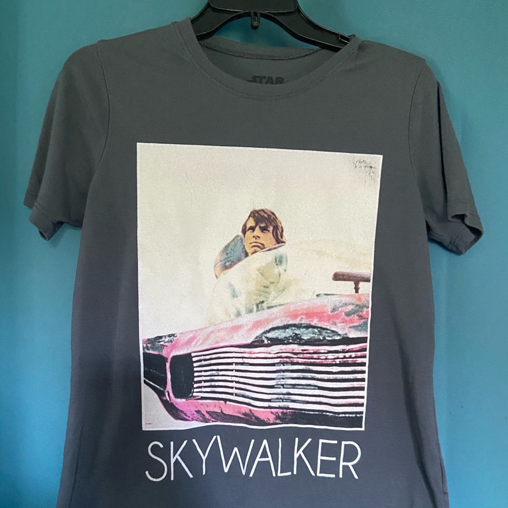 Gray “Skywalker” Tee